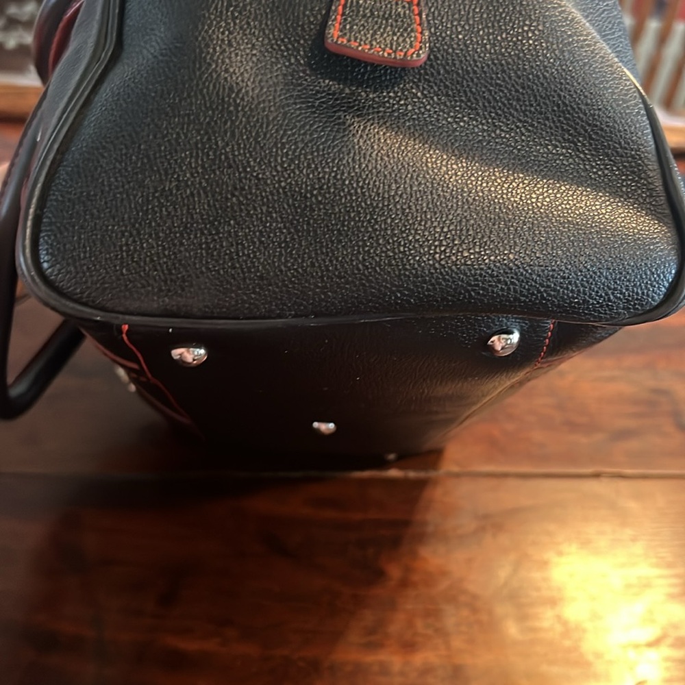 MCM Boston Black Leather Shoulder Bag - Picture 5 of 15